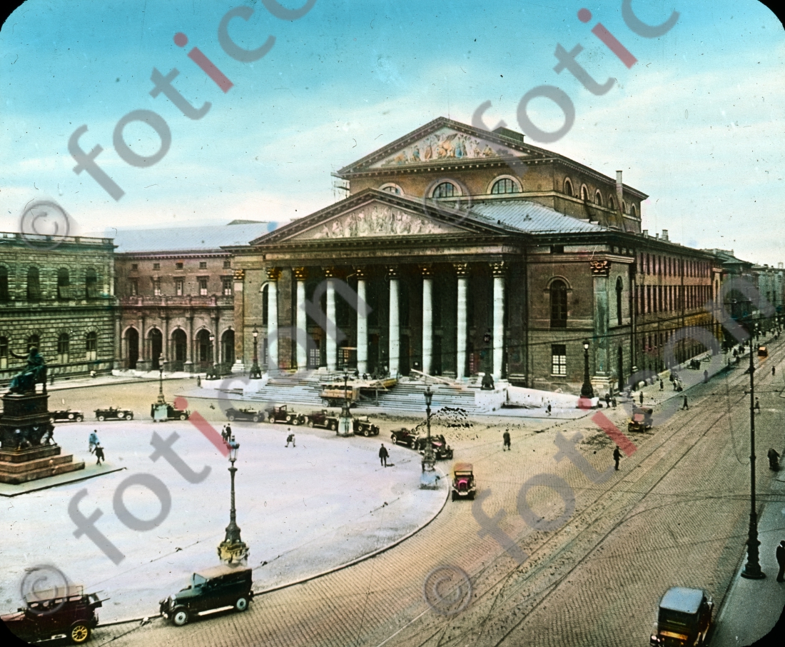 Nationaltheater | National Theater (foticon-simon-162-044.jpg)